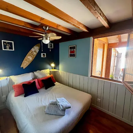 Holiday home Maison T3 Climatisee Parking Prive Cellier Et Cour Sans Vis A Vis Gruissan